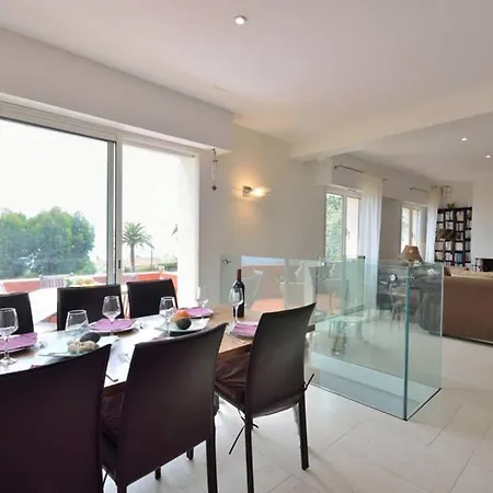 Villa Lours *